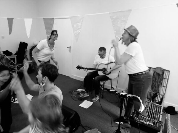 2ZESS & GUESS - CHILL! concert acoustique - 3 à 4 artistes - Image 7