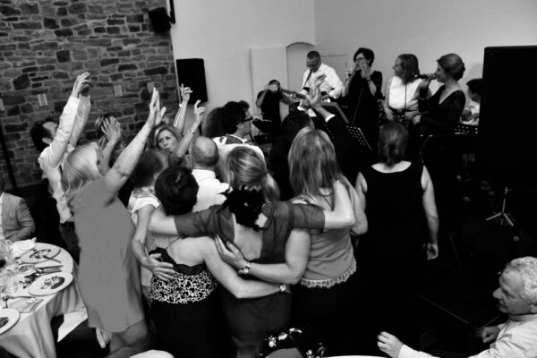 2ZESS & GUESS - MASH-UP! 8 artistes: un Concert pop + quizz + piste de danse! - Image 12